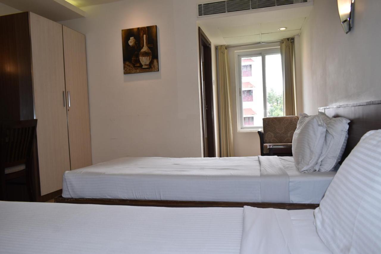 Hotel South Regency, Ernakulam Kochi Exterior foto